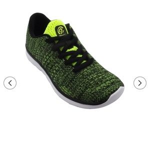 C9 Speedknit Boys Shoes sz 13